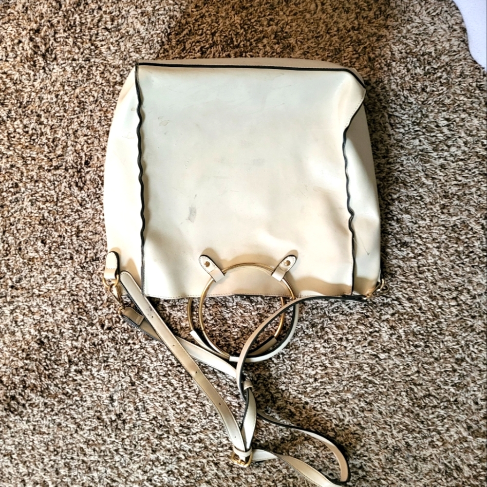Medium/large White Purse